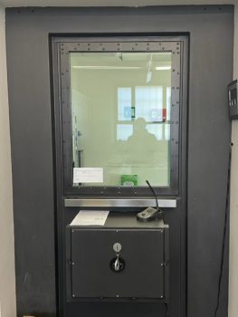 Passapacchi con Lamiera Balistica FB6 e Vetro BR6S
